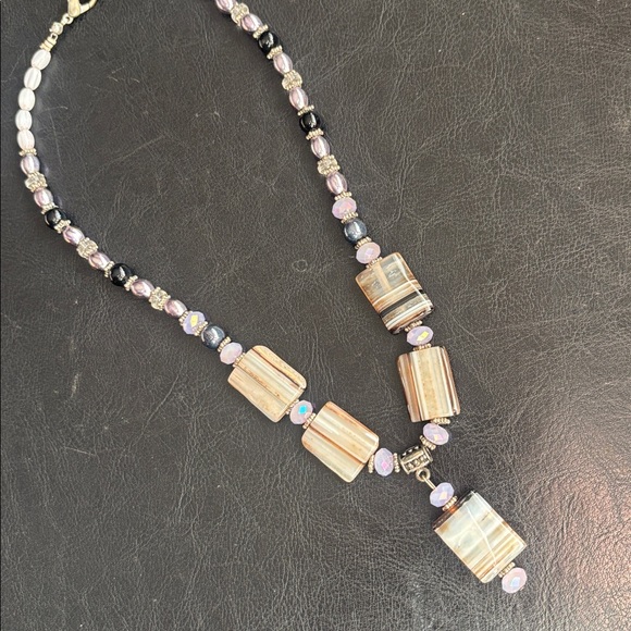 Elegant Beaded Necklace with Striped  Agate Accents beads and pendant - Picture 4 of 5